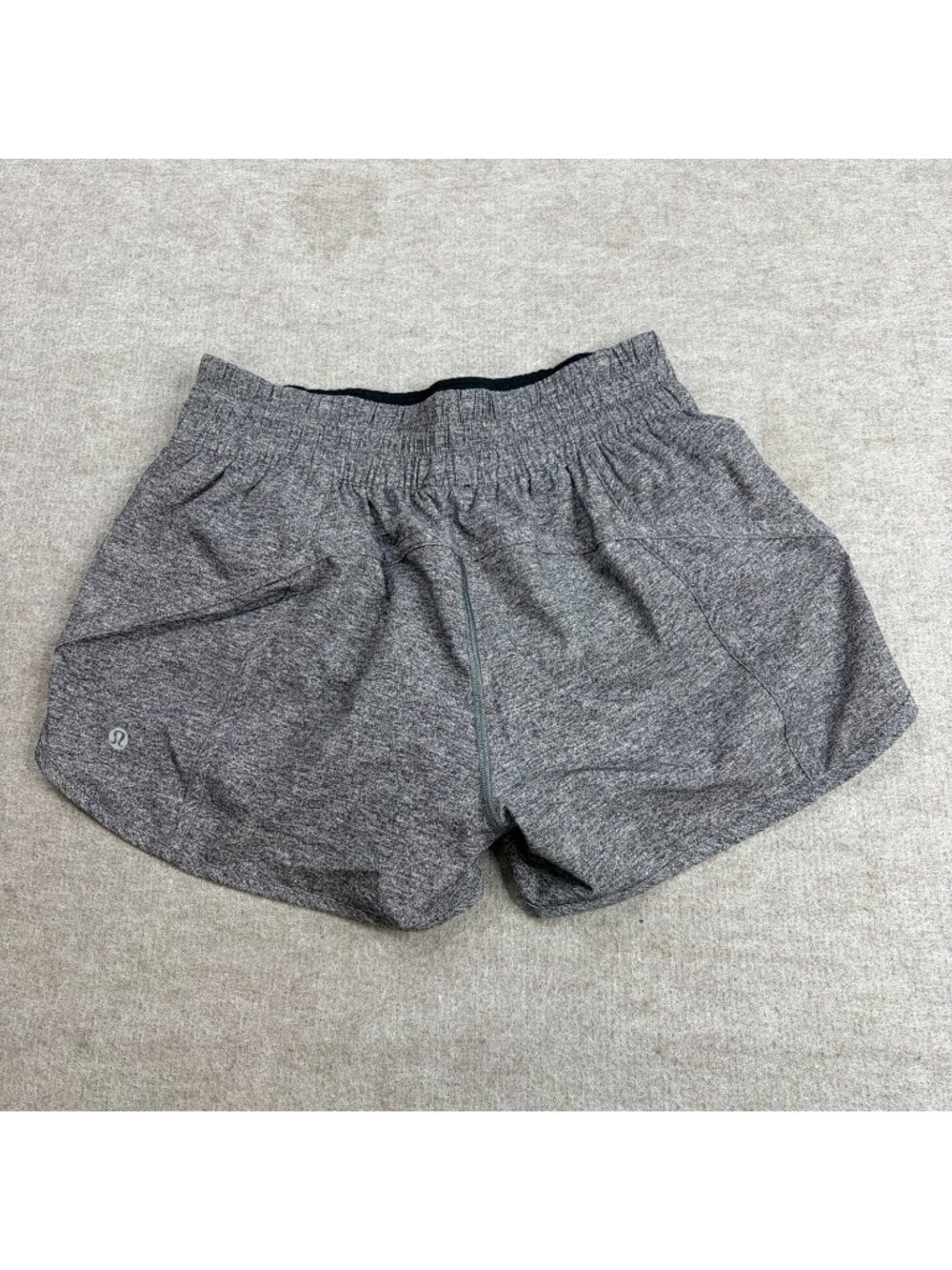 Lululemon Womens Shorts Small 6 Gray Lined Tracker LW7AT8SZ